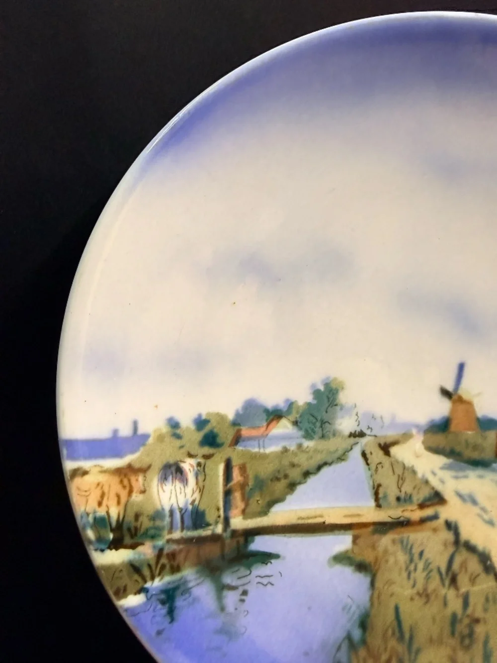 Decorative Wall Plate with Windmill